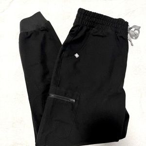 Figs black high waisted zamora, medium PETITE